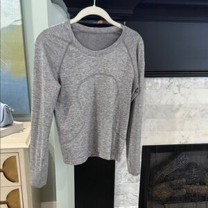 Heather Gray Long Sleeve Women's Top